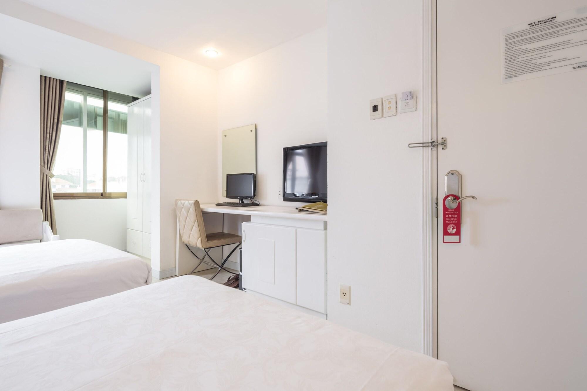 The White Hotel 8A Thai Van Lung Ho Chi Minh Zewnętrze zdjęcie