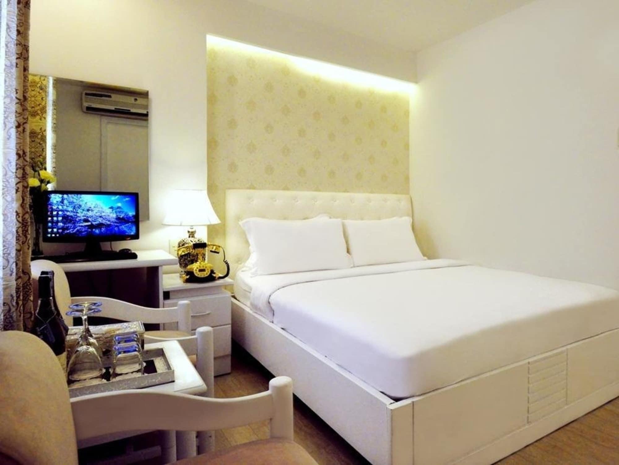 The White Hotel 8A Thai Van Lung Ho Chi Minh Zewnętrze zdjęcie