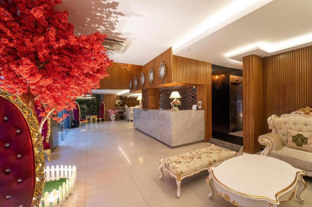 The White Hotel 8A Thai Van Lung Ho Chi Minh Zewnętrze zdjęcie