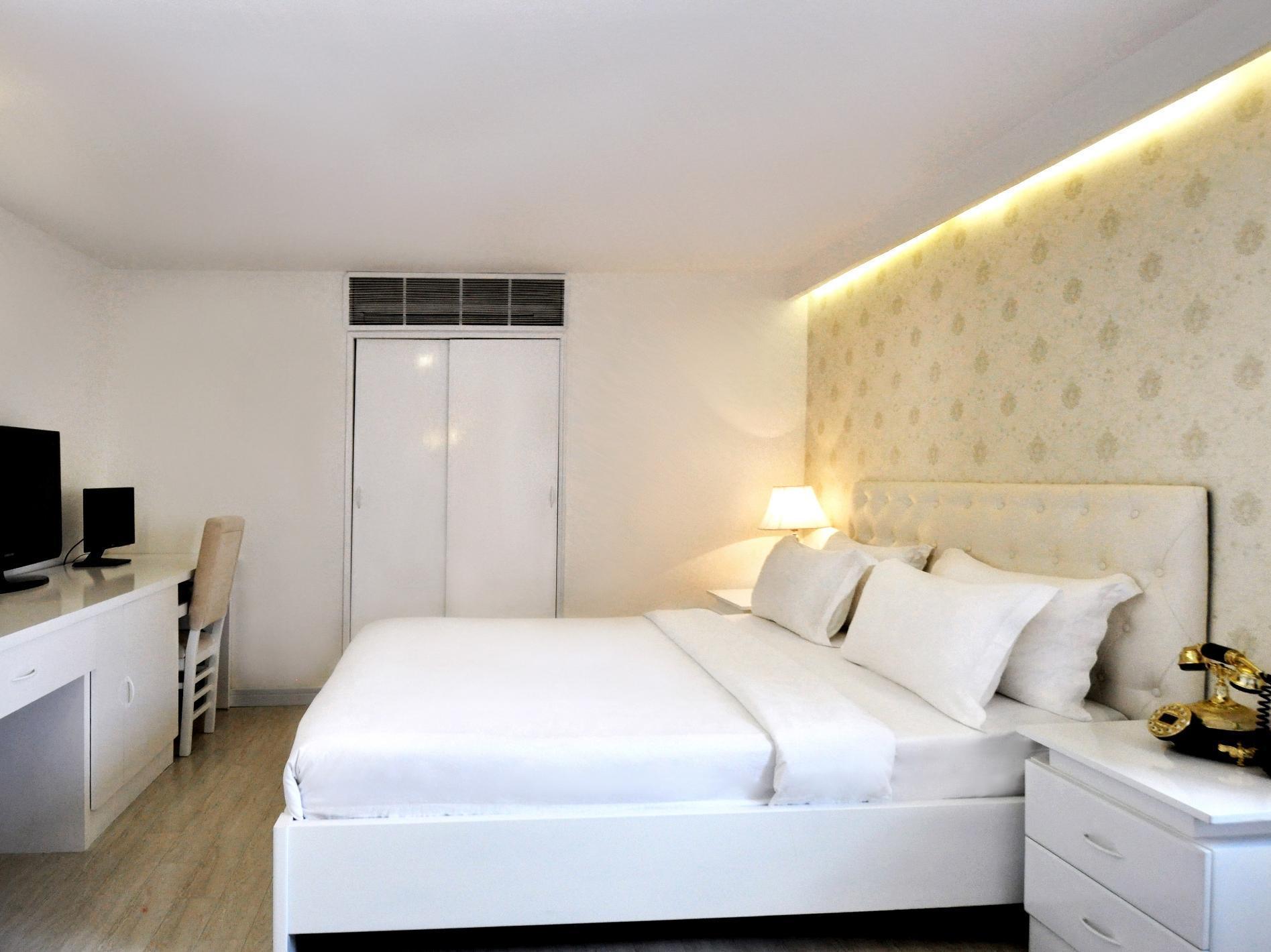 The White Hotel 8A Thai Van Lung Ho Chi Minh Zewnętrze zdjęcie